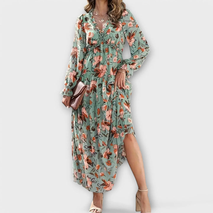 Ynah | Elegant Maxi Dress Clara Monroe