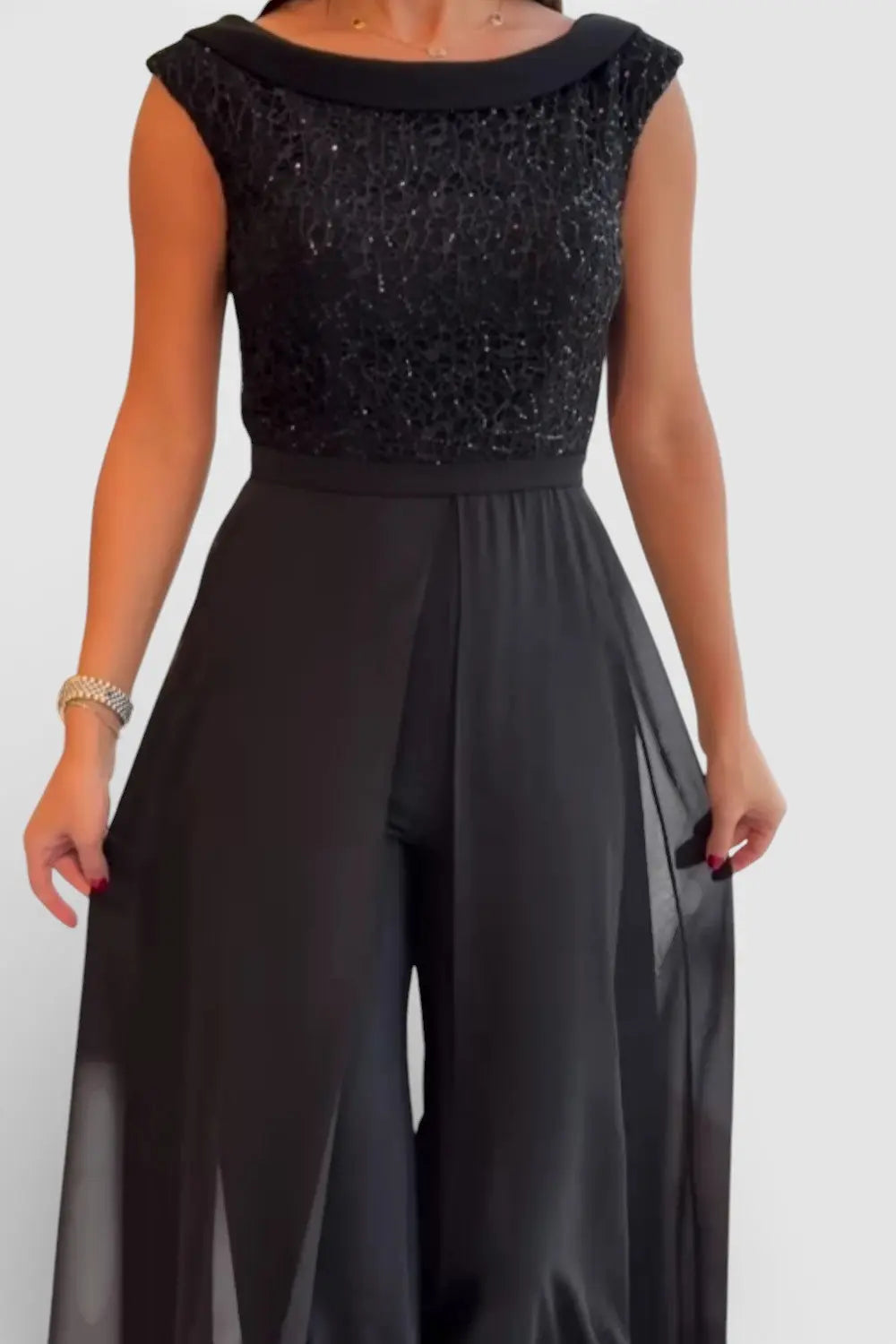 LOUNA - Stylish Sleeveless Jumpsuit Clara Monroe