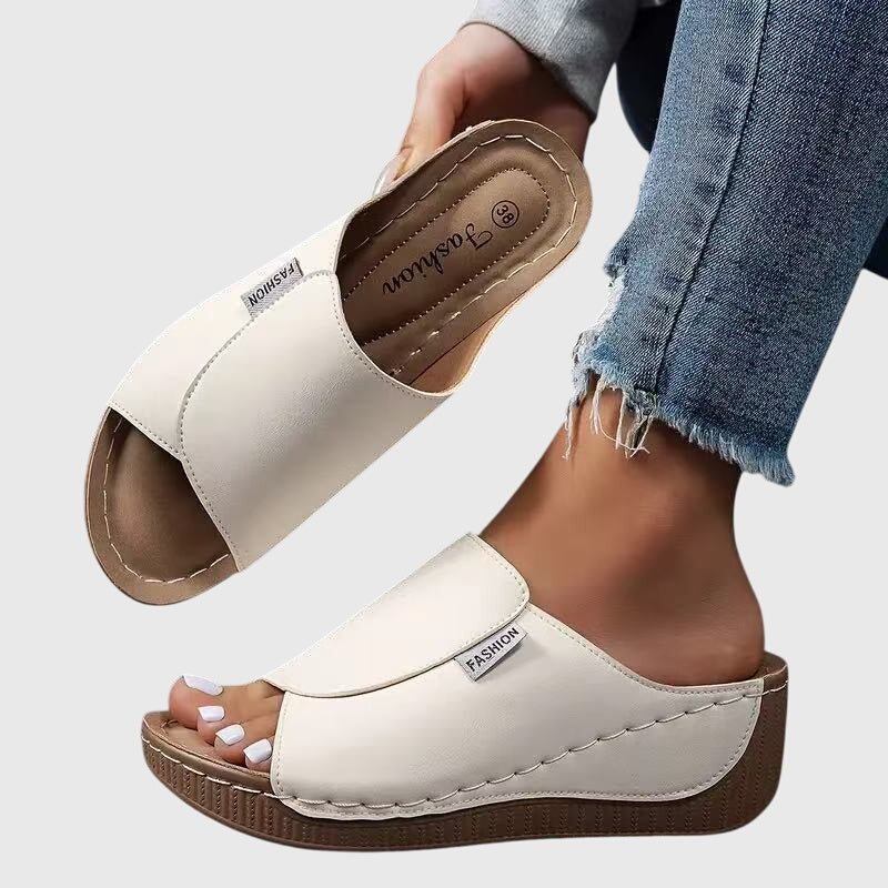 Esther™ | Stylish Orthopedic Sandals Clara Monroe