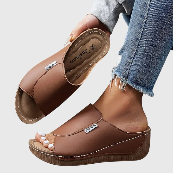 Esther™ | Stylish Orthopedic Sandals Clara Monroe