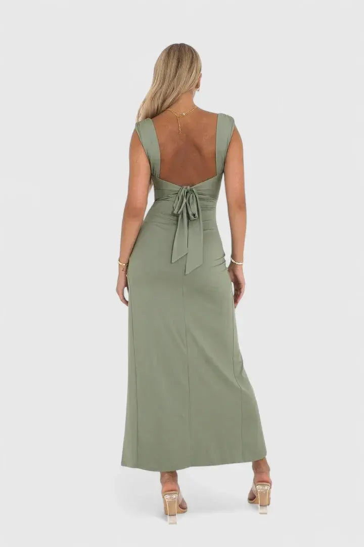 Coralya™ | Elegant Maxi Dress Clara Monroe