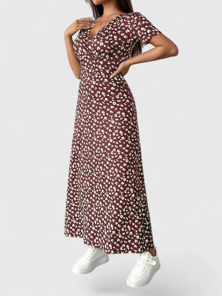 Yulivette | Sophisticated Maxi Dress Clara Monroe