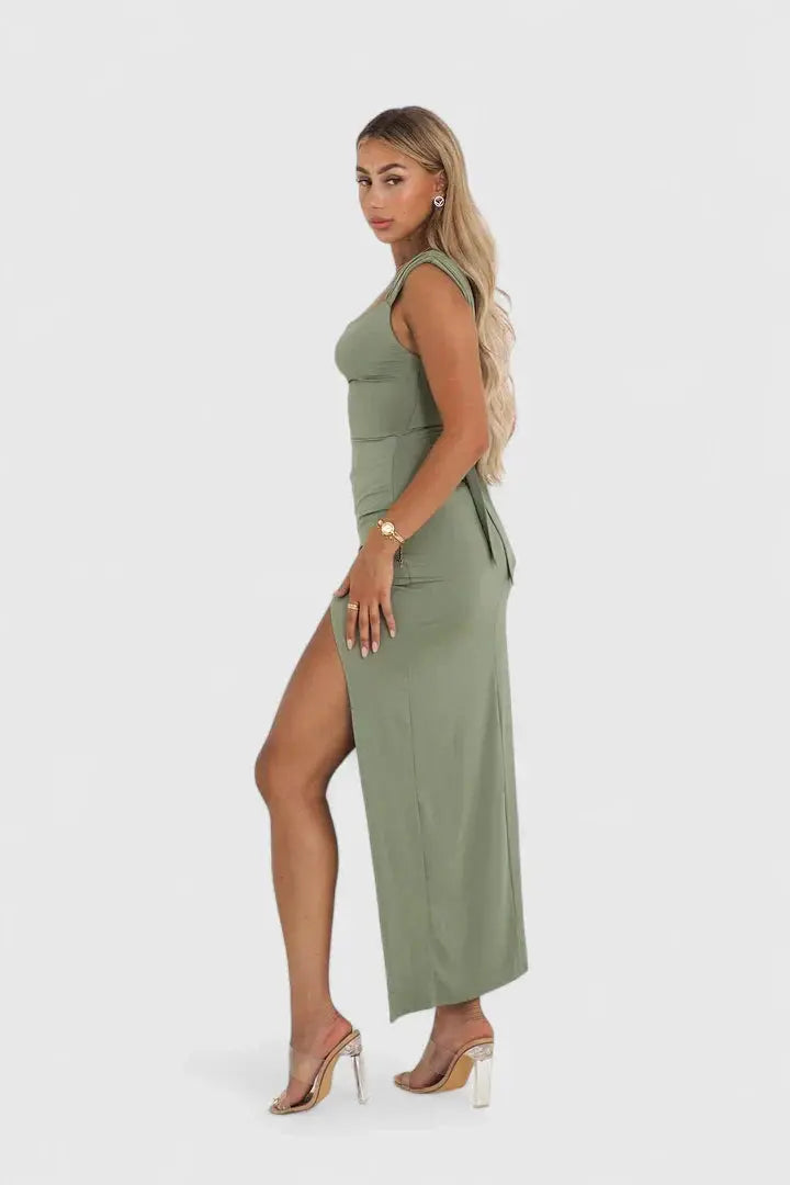 Coralya™ | Elegant Maxi Dress Clara Monroe