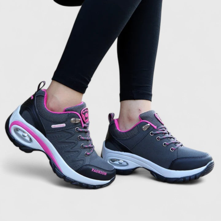 Leslie | Comfortable Sneakers Clara Monroe