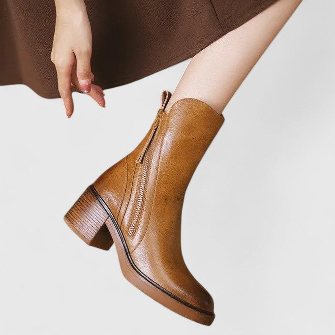 Gabby | Elegant Boots Clara Monroe
