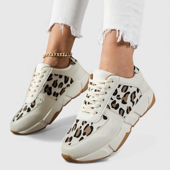 Pravira | Elegant Shoes Clara Monroe