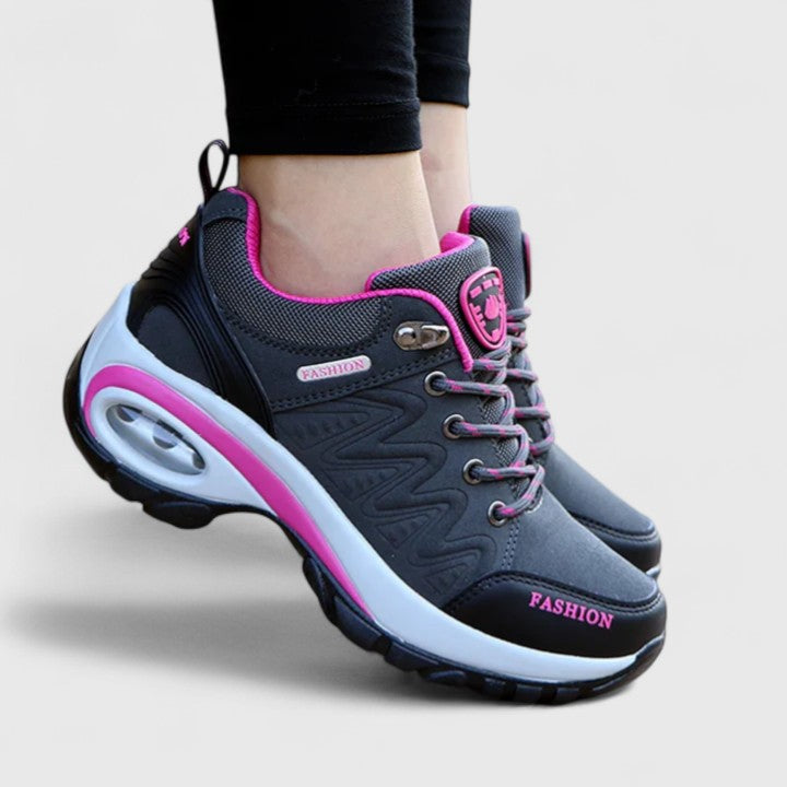 Leslie | Comfortable Sneakers Clara Monroe