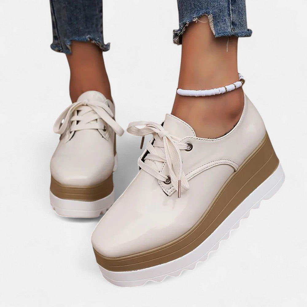 Chiara  Orthopedic Platform Derby Clara Monroe