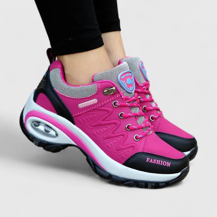 Leslie | Comfortable Sneakers Clara Monroe