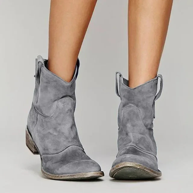 Camellia | Stylish Cowboy Boots Clara Monroe