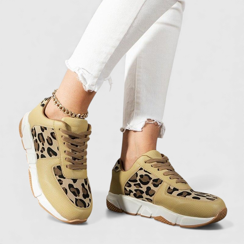 Pravira | Elegant Shoes Clara Monroe