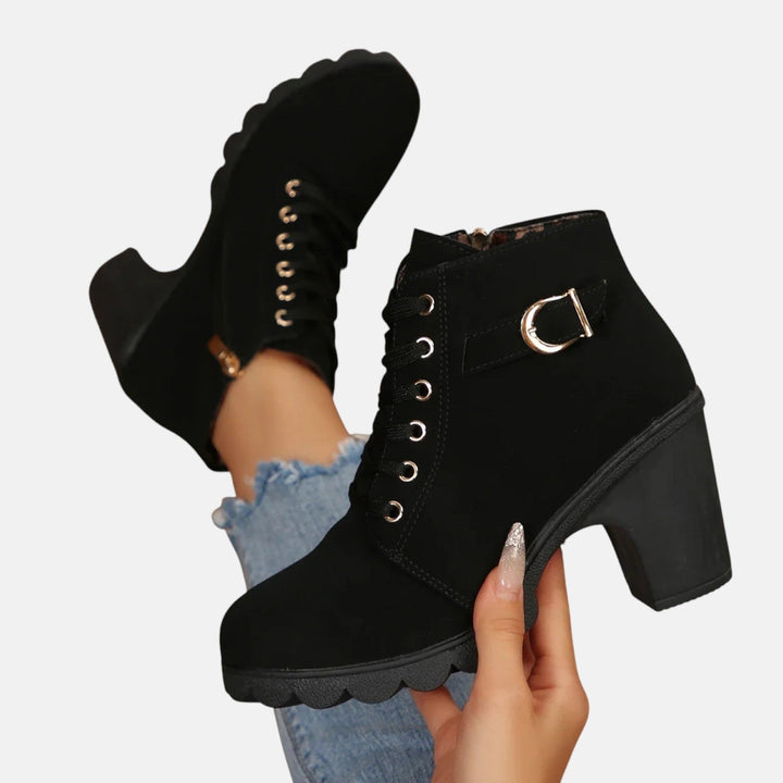 Monte-Claire Ankle Boots Clara Monroe