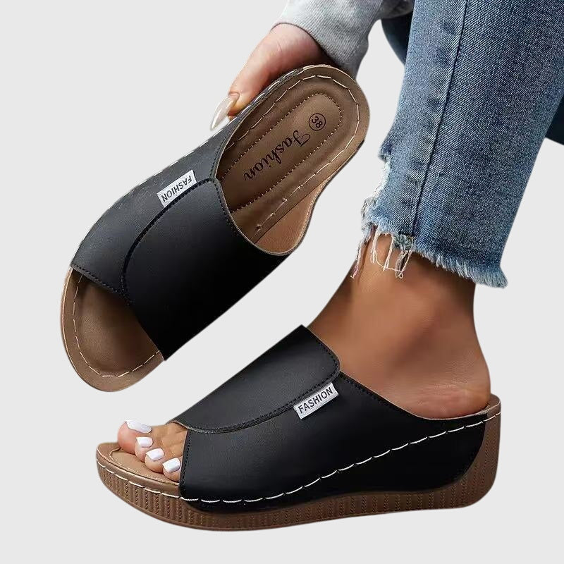 Esther™ | Stylish Orthopedic Sandals Clara Monroe