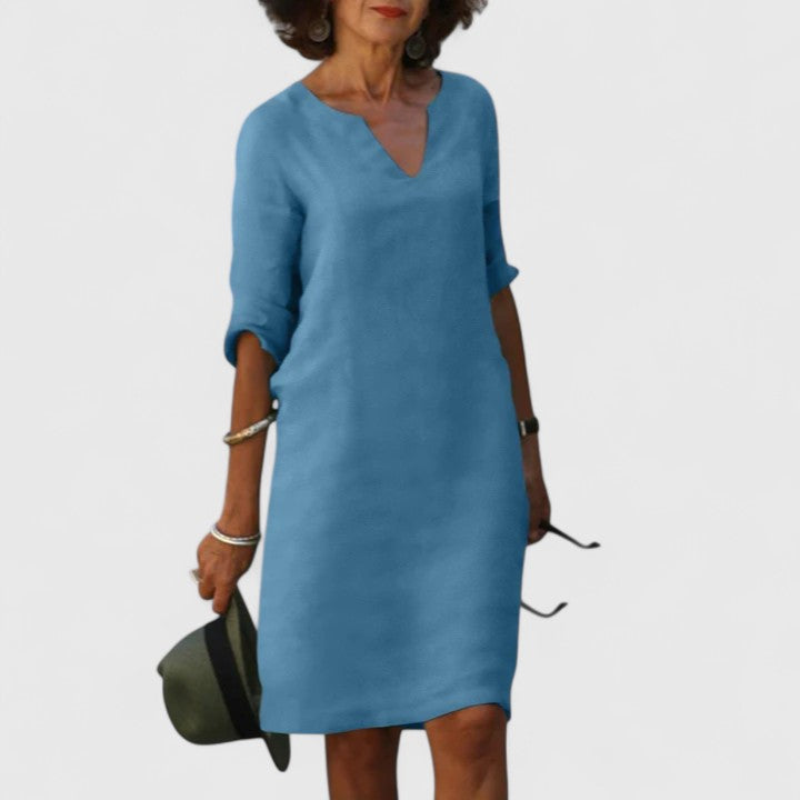 Taylor | Comfortable V-Neck Dress Clara Monroe