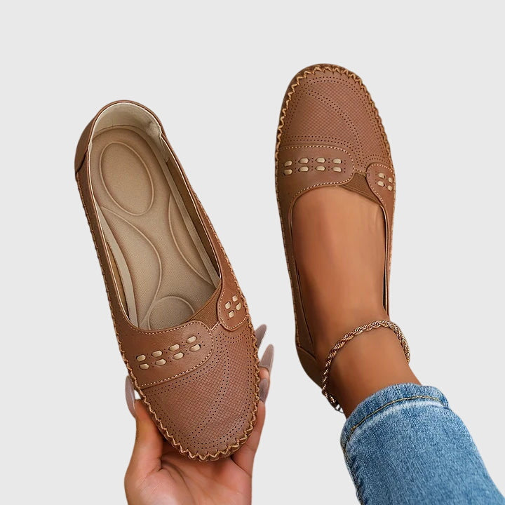 Maple™ | Orthopedic Shoes Clara Monroe