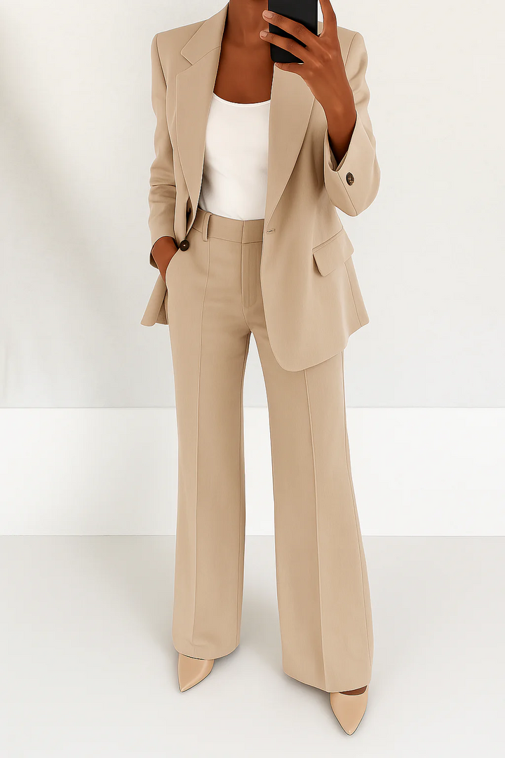 Julie™ | Two-Piece Women’s Suit Local Neighbours Sedona